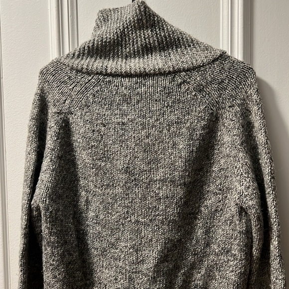 Men’s J. Crew Sweater Wool - Picture 4 of 4